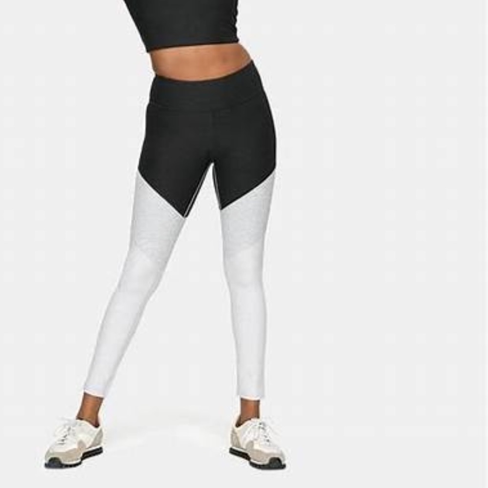 Outdoor voices leggings
